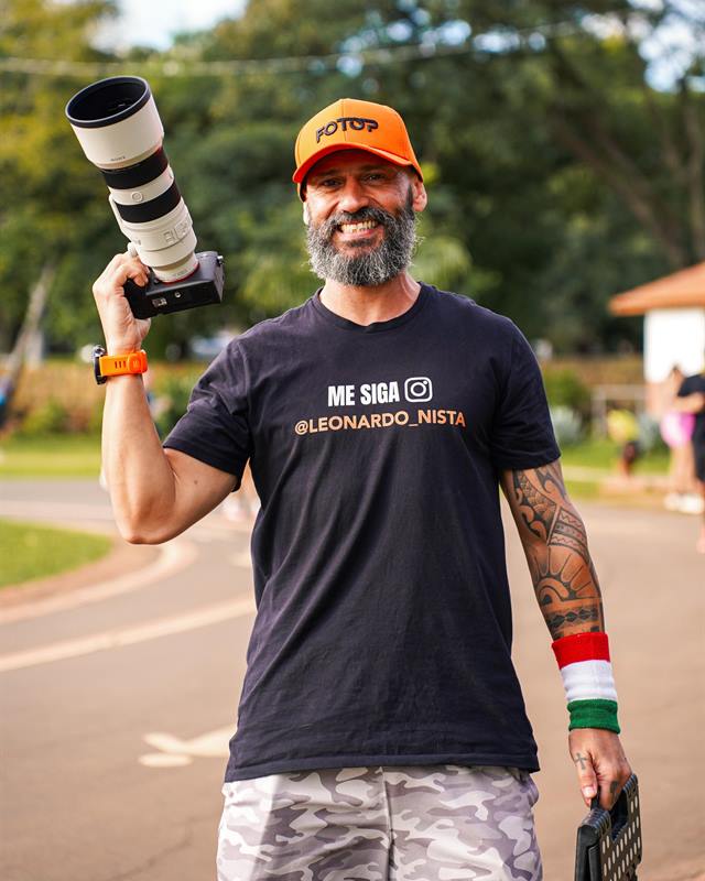 sobre leonardo 640x800 1